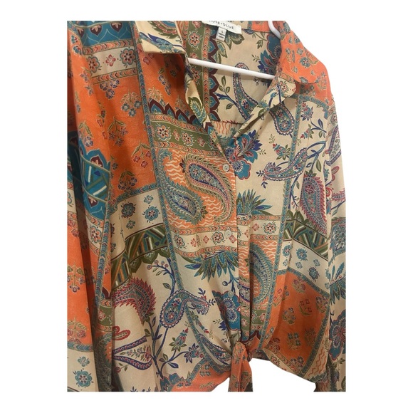 Rose & Olive Multicolor Collared Paisley Blouse - Picture 2 of 4